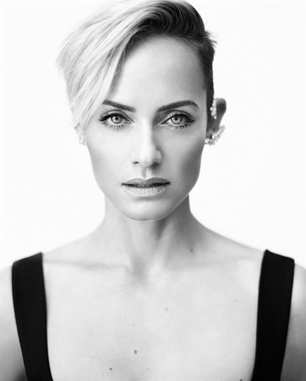 Amber Valletta