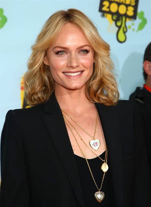 Amber Valletta