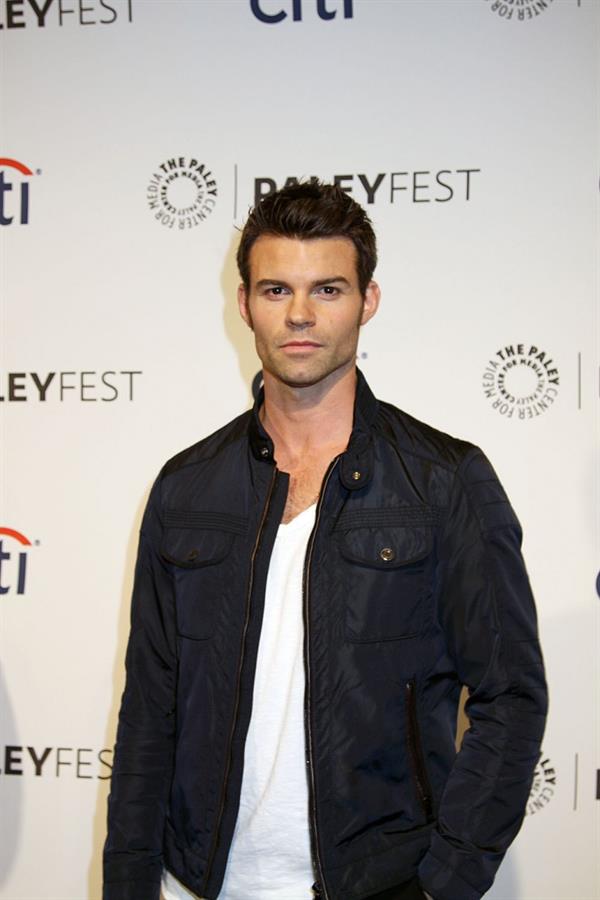 Daniel Gillies