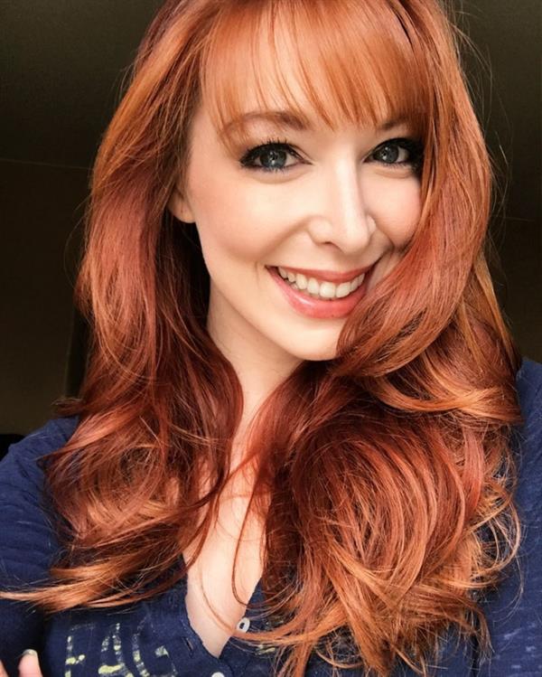 Lisa Foiles