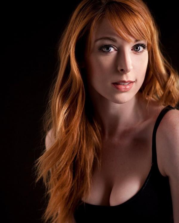 Lisa Foiles