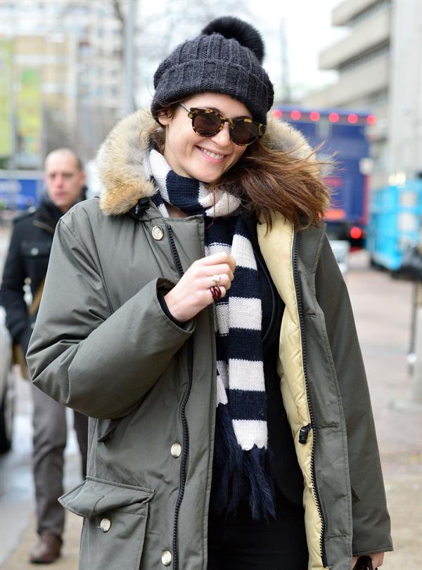 Gemma Arterton - Arrives at the ITV Studios in Waterloo, London (06.02.2013) 