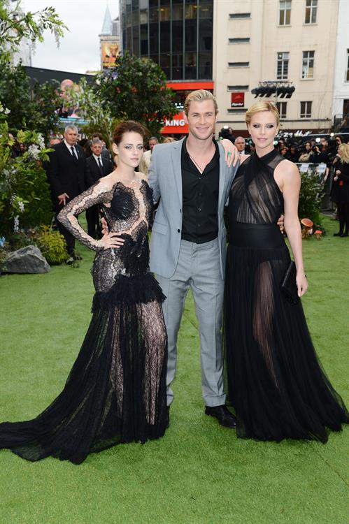 Charlize Theron and Kristen Stewart at the  Snow White And The Huntsman  World Premiere, May 14, 2012