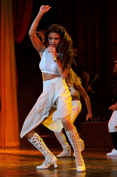 Selena Gomez on stage at the Stars Dance Tour in Milan 10/29/13  