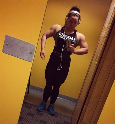 Chloe Sannito taking a selfie