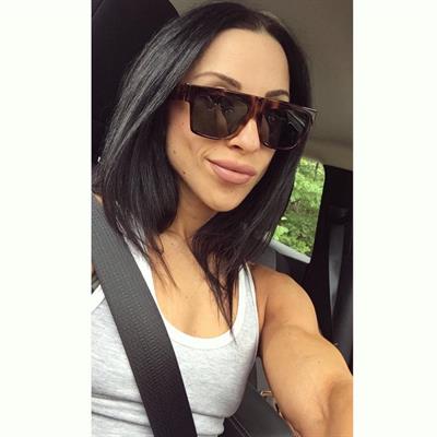 Chloe Sannito taking a selfie