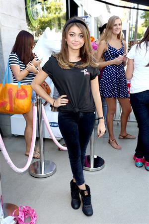 Sarah Hyland – PUMA Project Pink Charity 10/12/13  
