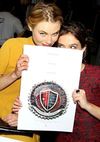 Zoey Deutch – “Vampire Academy” Panel NYCC 10/11/13  