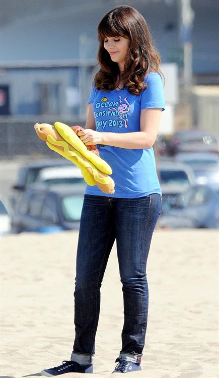 Zooey Deschanel – “New Girl” set in Malibu 10/7/13  