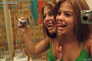 Kari Sweets in Green 86