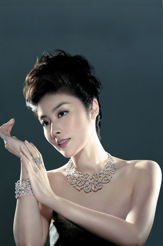 Kelly Chen