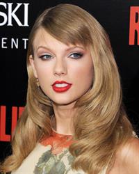 Taylor Swift -  Romeo & Juliet  LA Premiere 9/24/13  