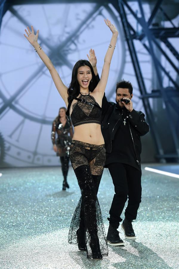 Ming Xi in lingerie