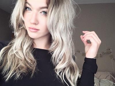 Rowan Cheshire taking a selfie