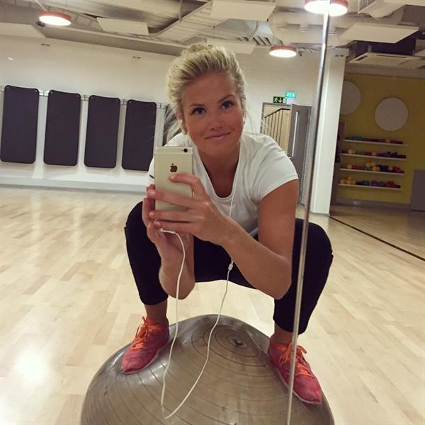 Silje Norendal taking a selfie