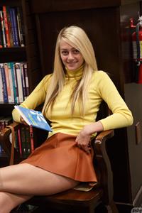 Dahlia Flashing her Tits