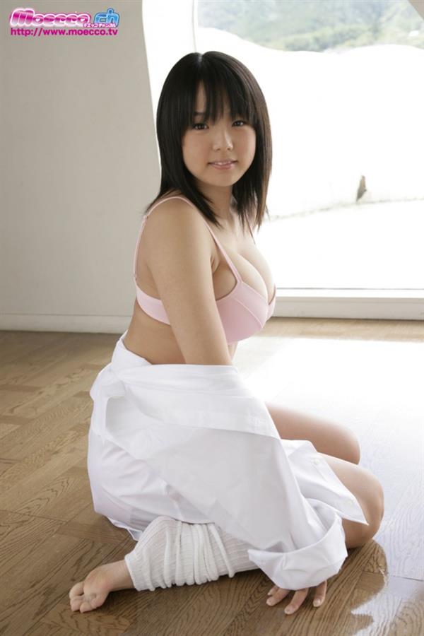Ai Shinozaki in lingerie