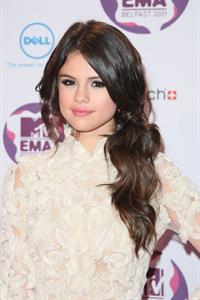 Selena Gomez - 2011 MTV European Music Awards 11/6/11 
