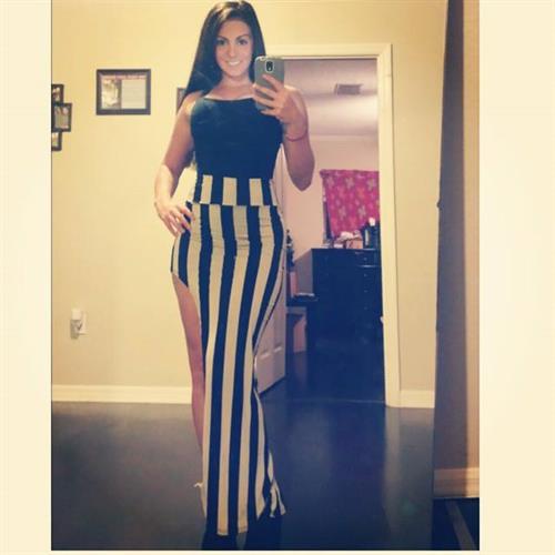 Lacey DeLuca taking a selfie