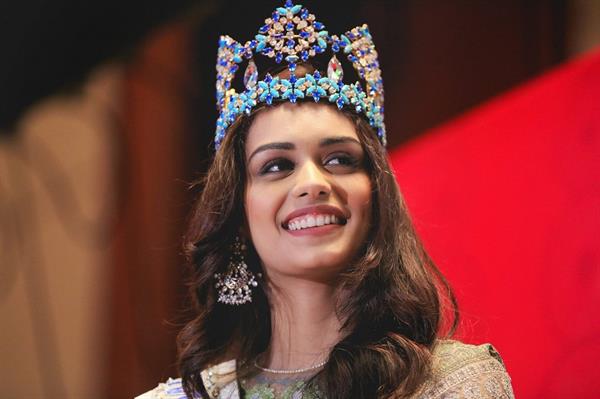 Manushi Chhillar