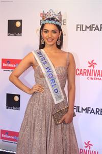 Manushi Chhillar