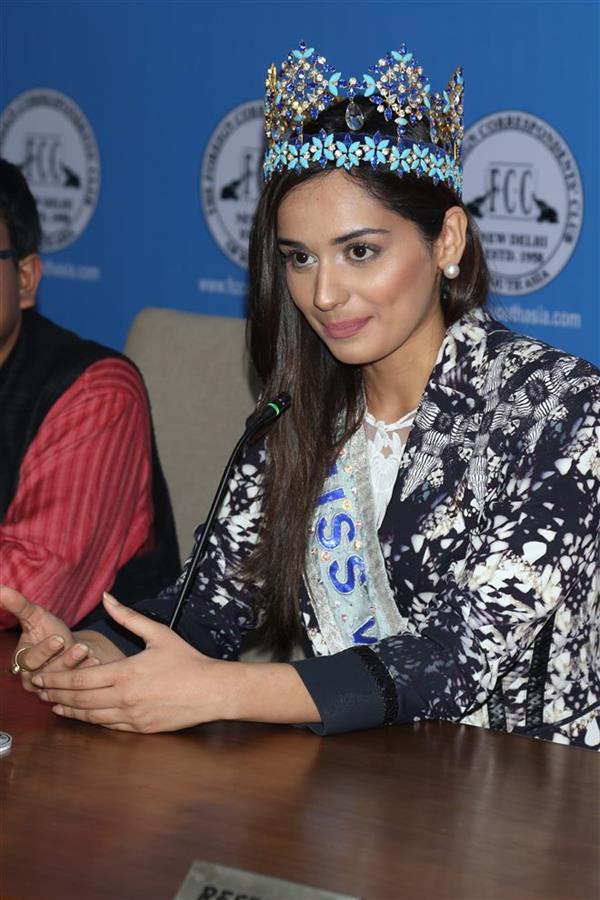 Manushi Chhillar