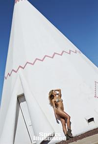 Hannah Ferguson Sports Illustrated 2015