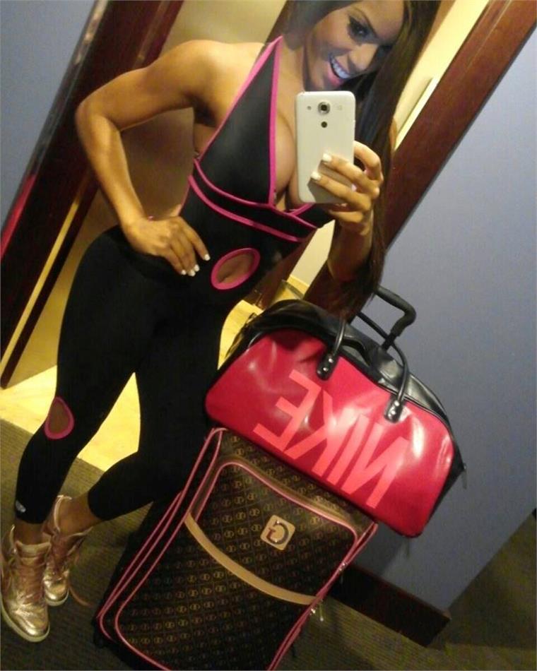 Yarishna Ayala Otero Selfie Pictures Yarishna Ayala Otero taking a selfie