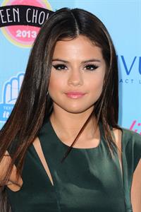 Selena Gomez attends the 2013 Teen Choice Awards Universal City California August 11 2013 