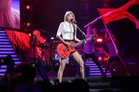 Taylor Swift  Red  Tour - Concert at the Staples Center in Los Angeles - August 19, 2013 