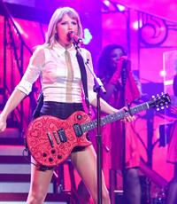Taylor Swift  Red  Tour - Concert at the Staples Center in Los Angeles - August 19, 2013 