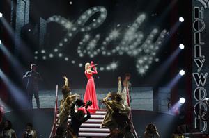 Taylor Swift  Red  Tour - Concert at the Staples Center in Los Angeles - August 19, 2013 