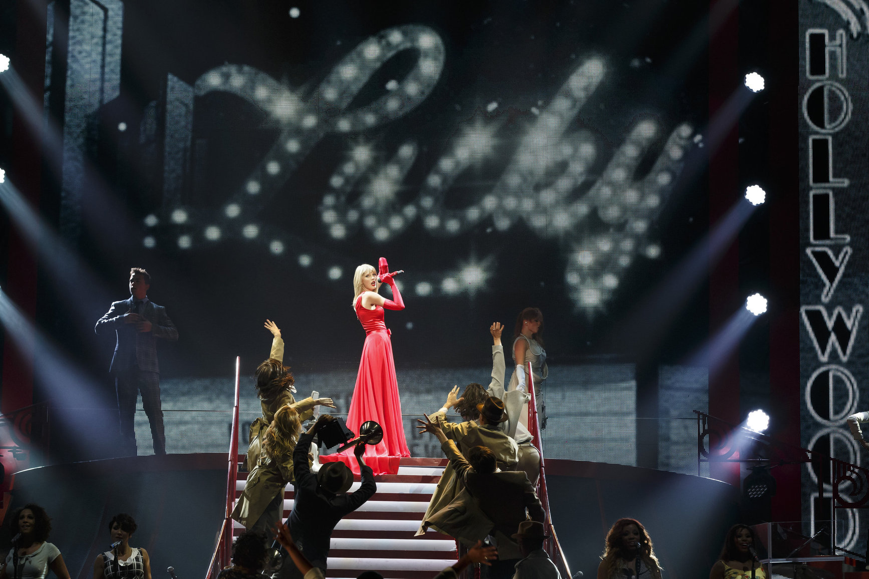 Taylor Swift  Red  Tour - Concert at the Staples Center in Los Angeles - August 19, 2013 