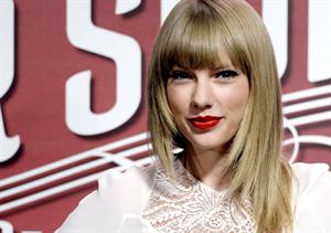 Taylor Swift 'Red' Tour Press Event in LA 8/20/13  