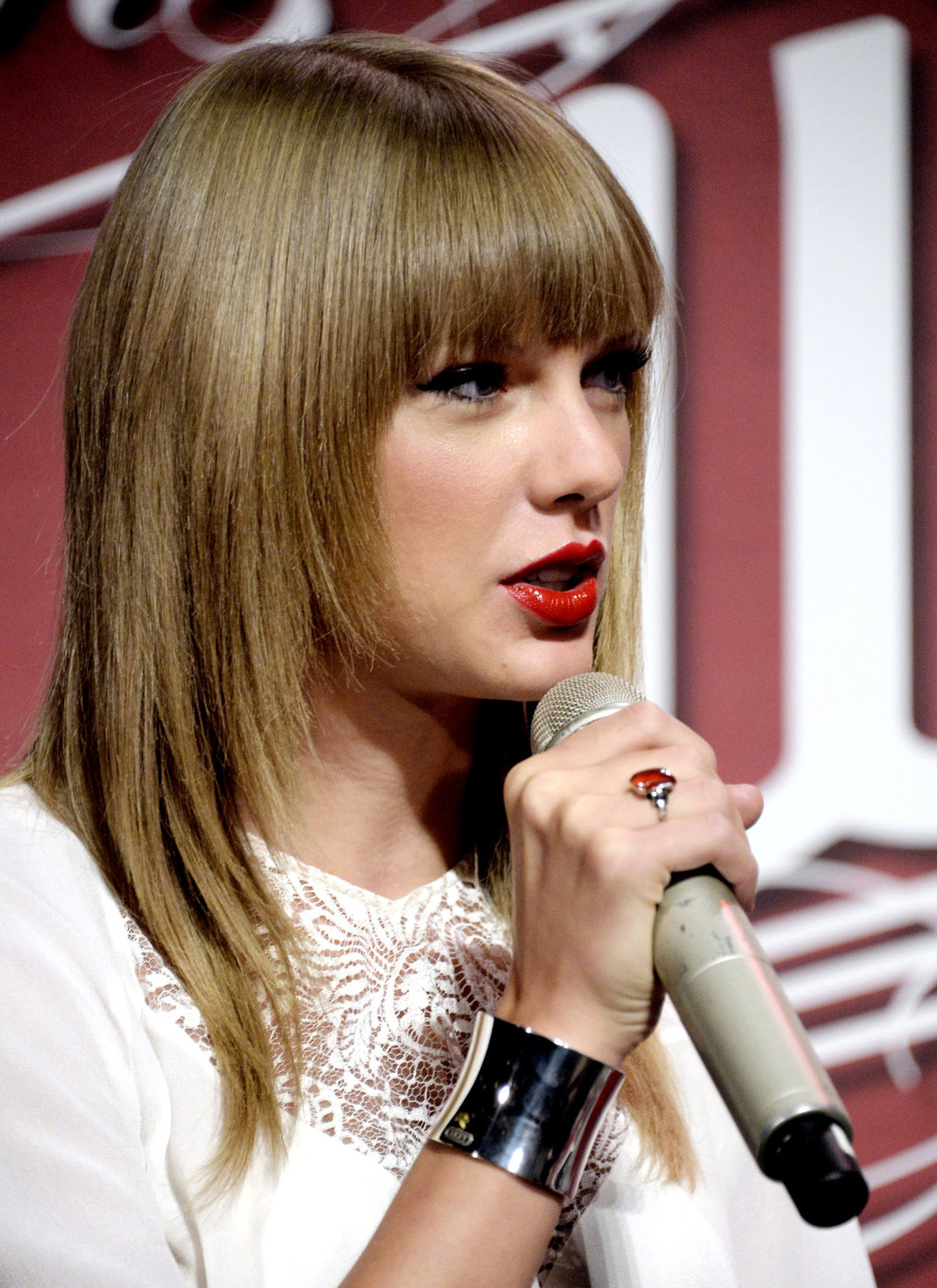 Taylor Swift 'Red' Tour Press Event in LA 8/20/13  
