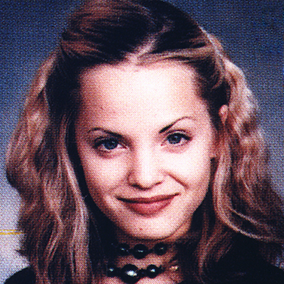 Mena Suvari