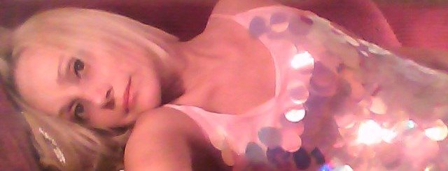 Heidi Robinson taking a selfie