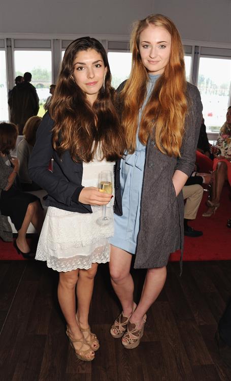 Sophie Turner (Actress)