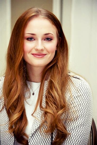 Sophie Turner (Actress)