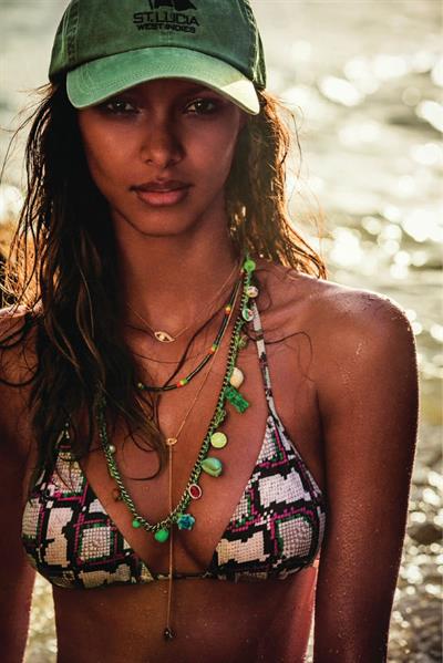 Lais Ribeiro in a bikini