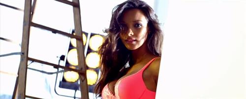 Lais Ribeiro in lingerie