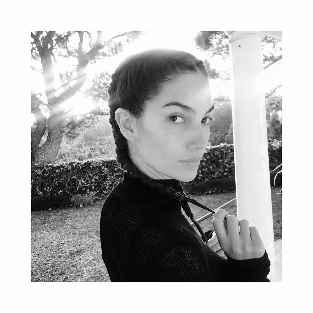 Lily Aldridge taking a selfie