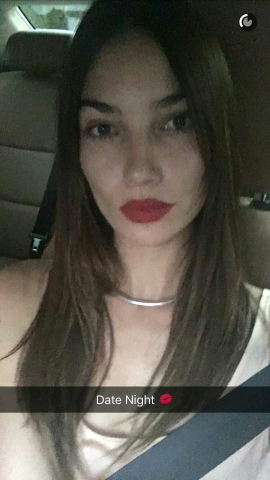 Lily Aldridge taking a selfie