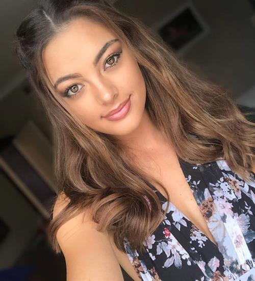 Demi-Leigh Nel-Peters taking a selfie