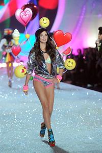 Sara Sampaio in lingerie