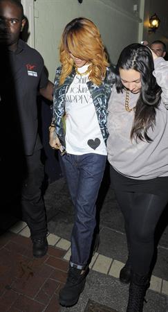 Rihanna enjoys a night out in Dublin, Ireland (22.06.2013) 