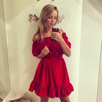 Ekaterina Enokaeva taking a selfie