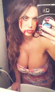 Marika Fruscio taking a selfie