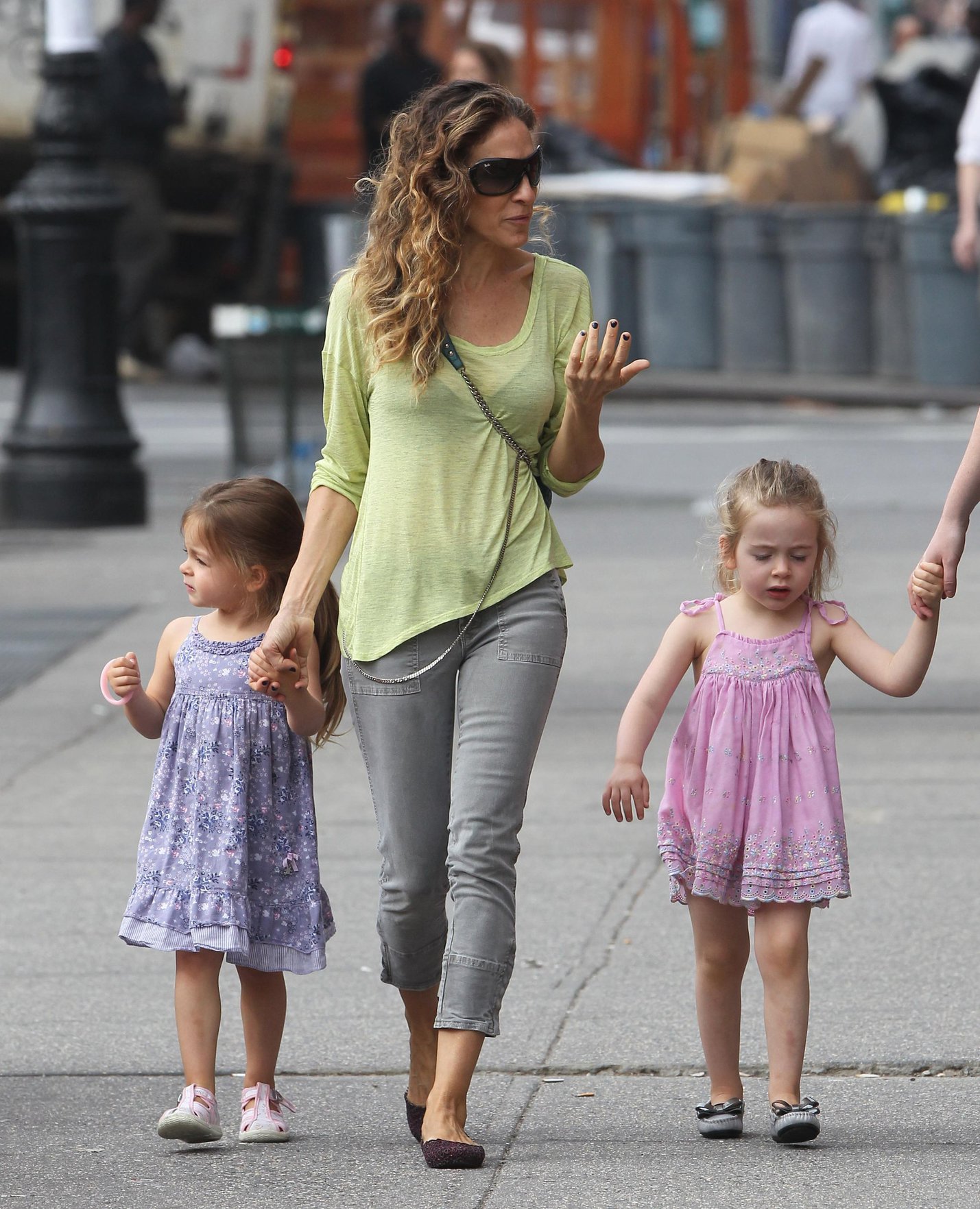 Sarah Jessica Parker Takes a stroll with her twins around the West Village in New York City (May 21, 2013) 