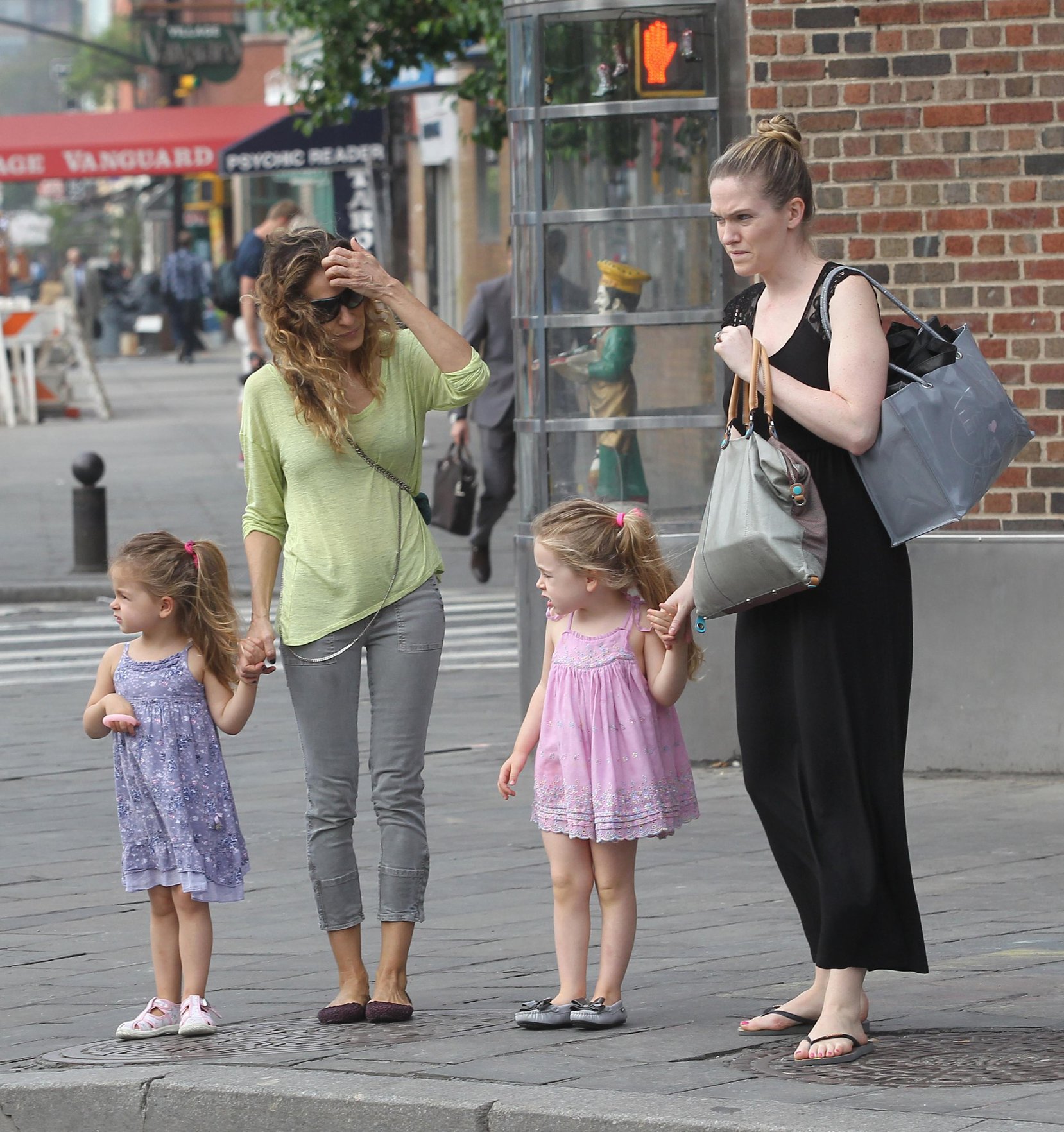 Sarah Jessica Parker Takes a stroll with her twins around the West Village in New York City (May 21, 2013) 